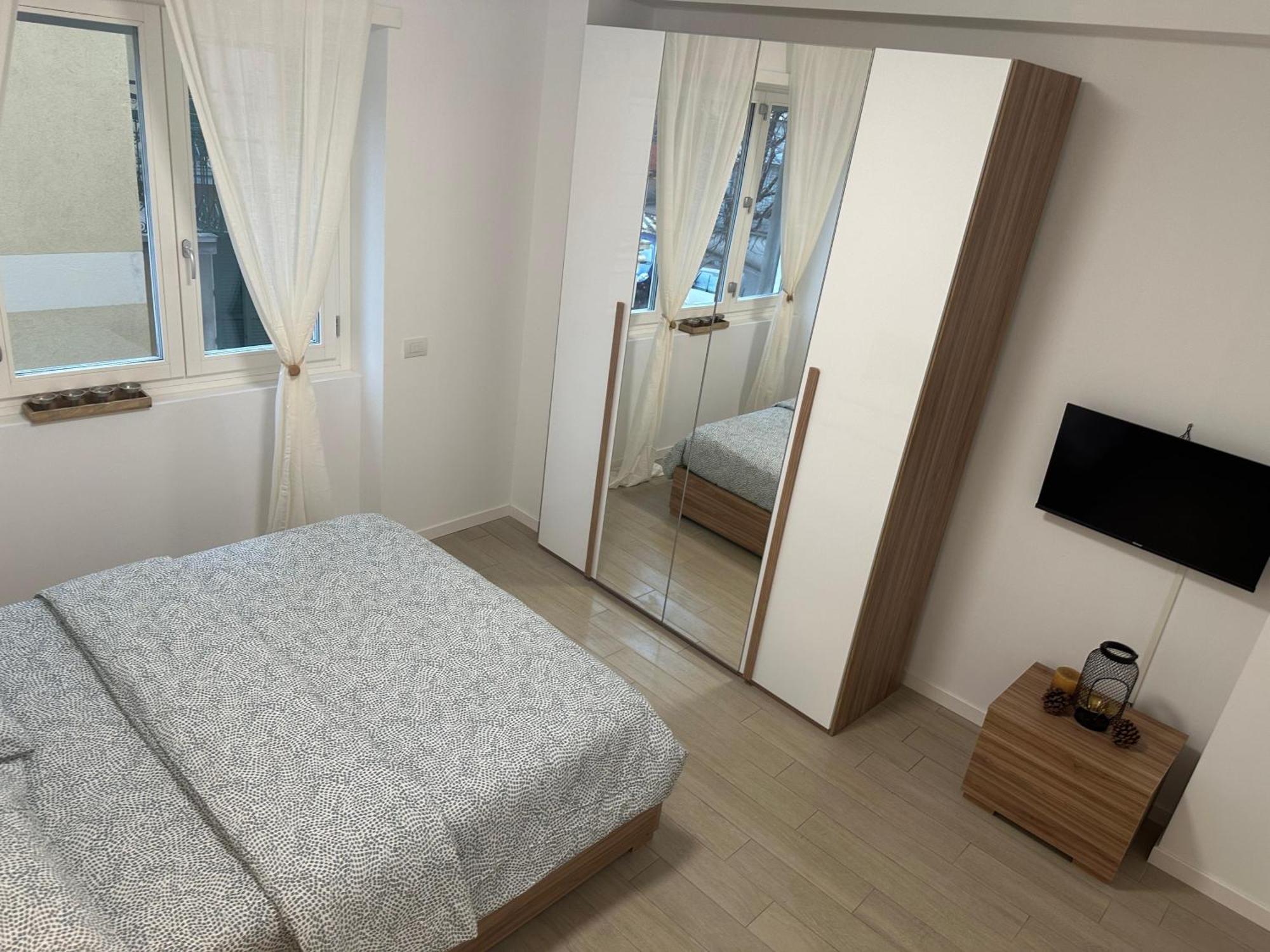 Casa Ideale Tim Appartmanti Moderni Vicina Al Centro 莱科 外观 照片