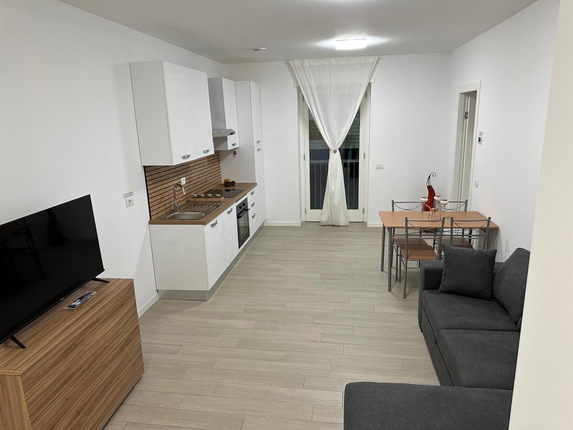 Casa Ideale Tim Appartmanti Moderni Vicina Al Centro 莱科 外观 照片