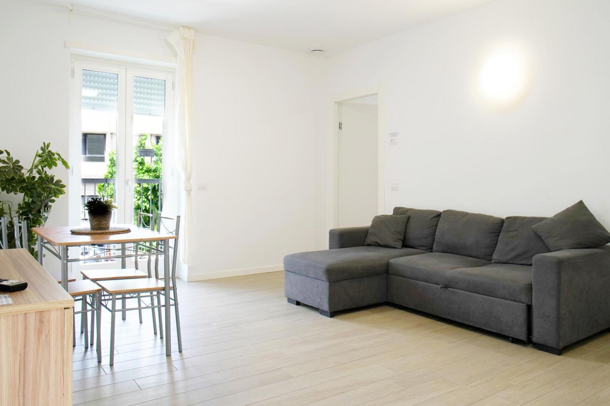 Casa Ideale Tim Appartmanti Moderni Vicina Al Centro 莱科 外观 照片
